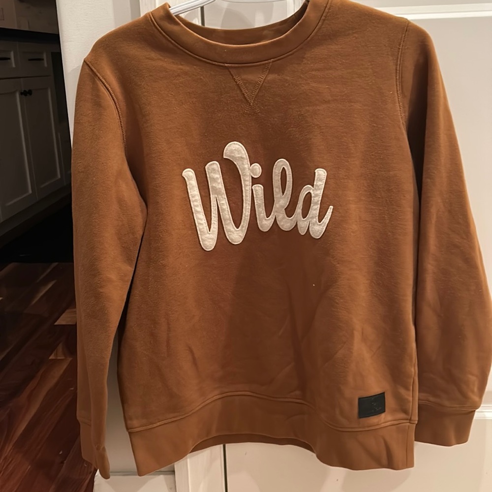 Size small wind River sweater “wild”